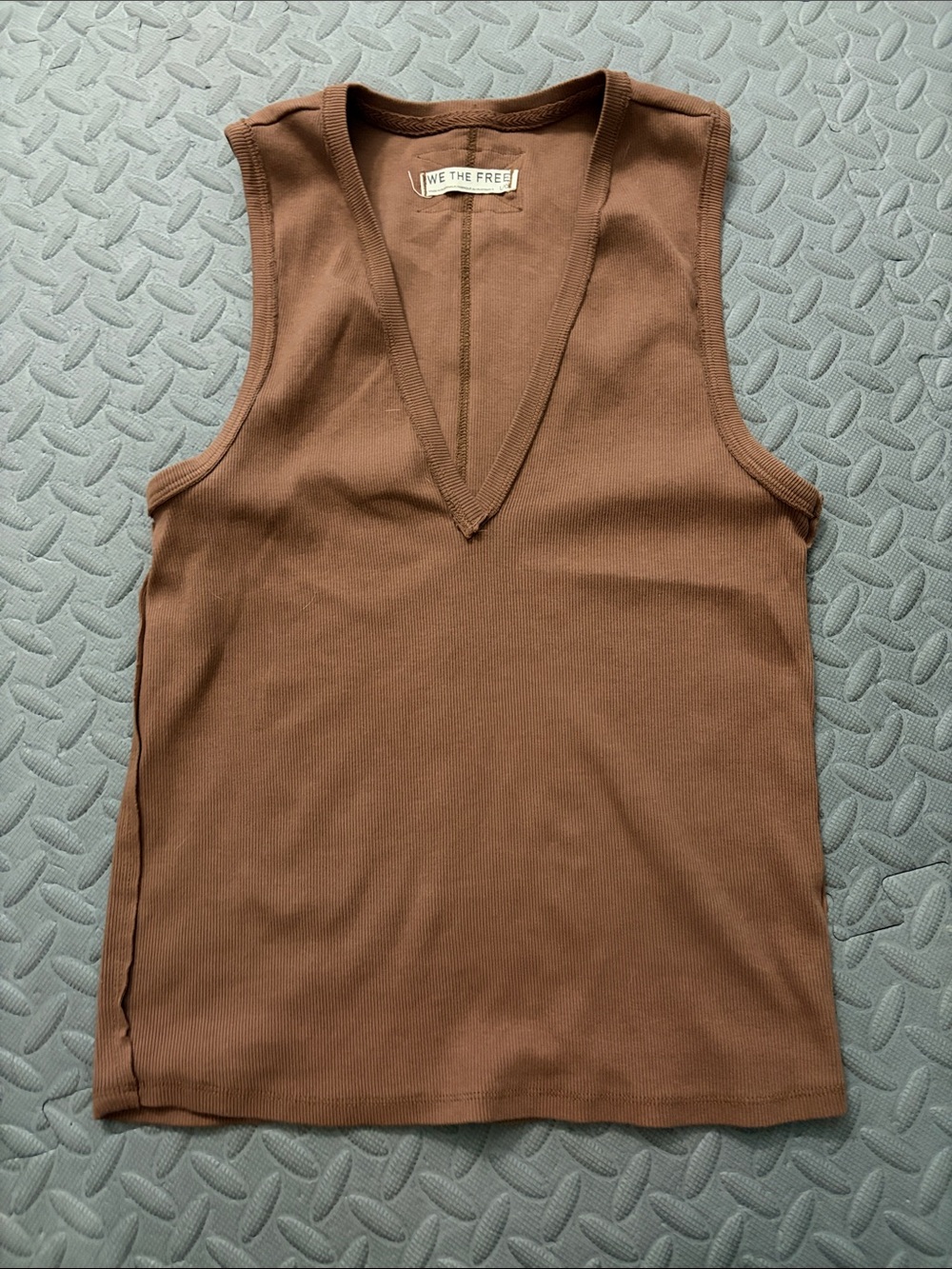 We the free neira Tank large.